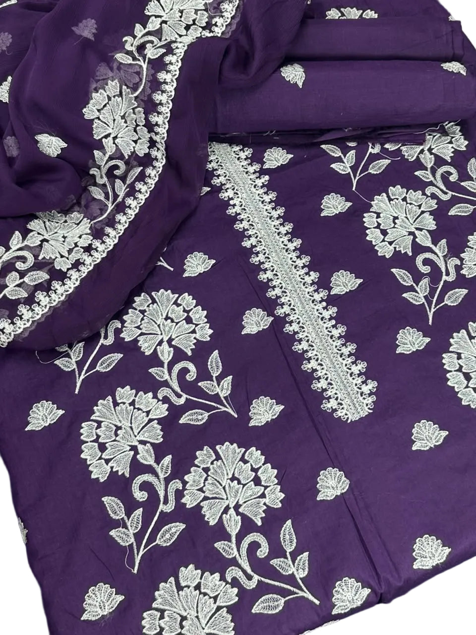 Graceful Floral Embroidered Lawn Suit